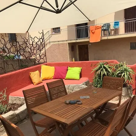 Place : Jolie Maison Sarde Authentique Holiday home *